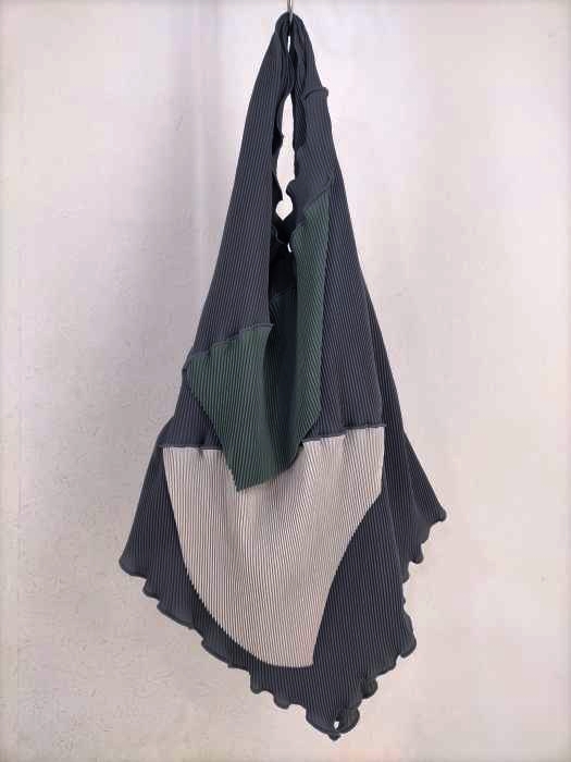 todo kotohayokozawa(トゥードゥー コトハヨコザワ) todo tote bag レディース 表記無