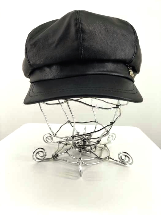 ユーズドフルギ USED古着 {{Riu}} synthetic leather casquette レディース 表記無