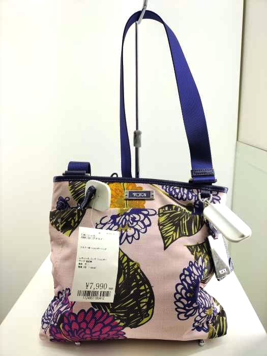 トゥミ TUMI フラワー柄 ショルダーバッグ レディース 表記無