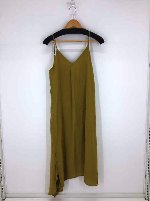 ZARA(ザラ) mustard flowy midi dress レディース  M