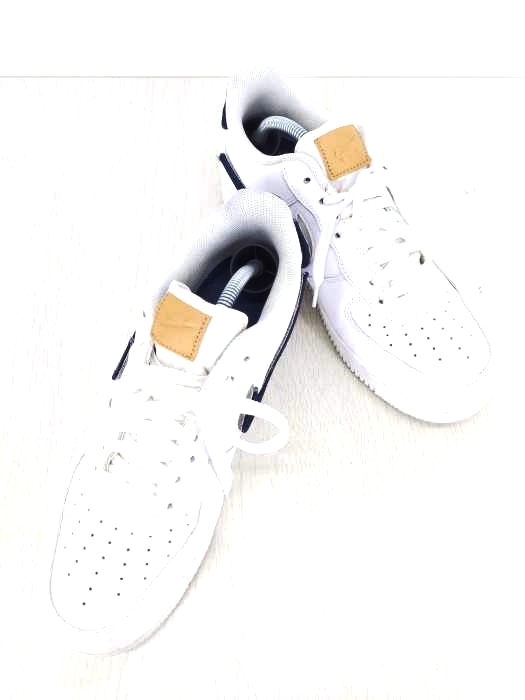 NIKE(ナイキ) AIR FORCE 1 07 LV8 3 メンズ JPN：28