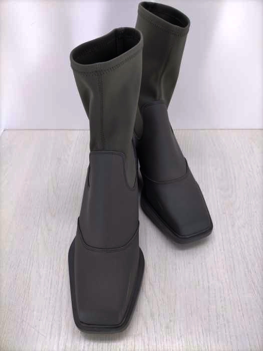 CHARLES & KEITH(チャールズキース) ブロックヒールソックスブーツ レディース  40