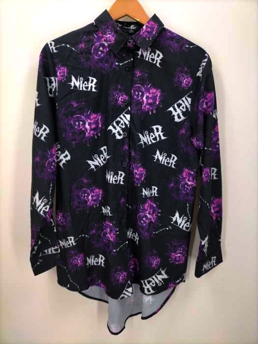 NieR CLOTHING(ニーア クロージング) ロゴ総柄グラフィックシャツ メンズ FREE