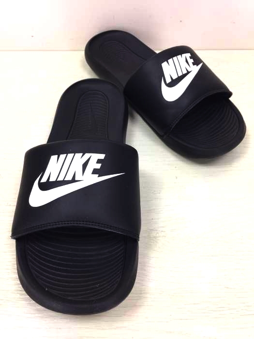 NIKE(ナイキ) Victori One ヴィクトリー ワン メンズ  30