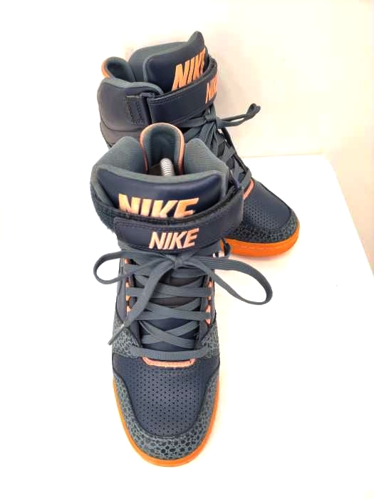 NIKE(ナイキ) Air Revolution Sky Hi レディース JPN:24