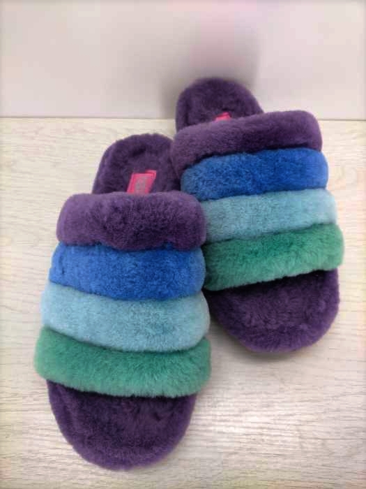 UGG(アグ) FLUFF YEAH SLIDE レディース  25