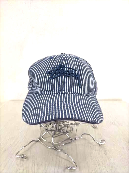Stussy(ステューシー) ヒッコリーストライプ ロゴ刺繍スナップバック メンズ 表記無
