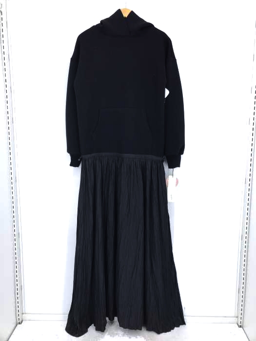 emmi atelier(エミアトリエ) ドッキングフーディーワンピース  