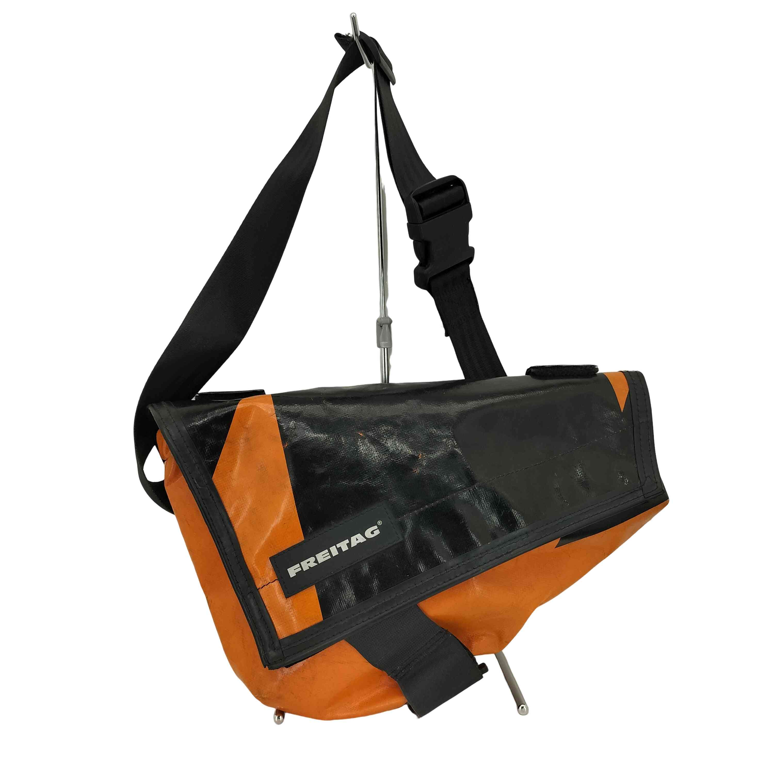 FREITAG(フライターグ) ナイトライダー メッセンジャーバッグ メンズ 表記無 【中古】【ブランド古着バズストア】