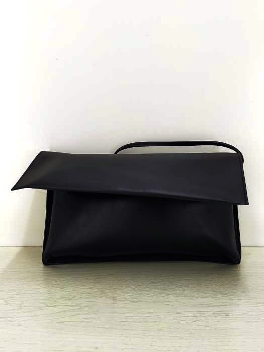 ユーズドフルギ USED古着 TIDI DAY AND AUGUST Flap mini shoulder bag 牛革 レディース 表記無