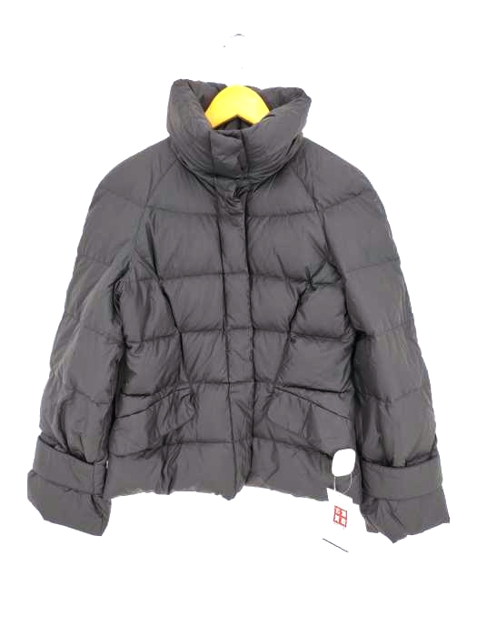 Salvatore Ferragamo(サルヴァトーレフェラガモ) スタンドカラー グースダウンジャケット レディース EUR：44