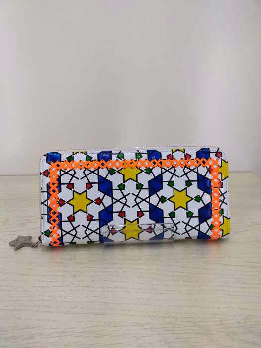 TSUMORI CHISATO(ツモリチサト) ハンドクロスステッチ ラウンド長財布 牛革羊革 レディース 表記無