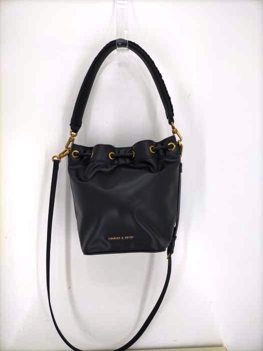 チャールズキース CHARLES & KEITH ドロウストリングバケツバッグ レディース ONE SIZE