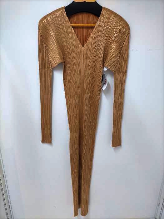 PLEATS PLEASE ISSEY MIYAKE(プリーツプリーズイッセイミヤケ) コーティング加工プリーツワンピース レディース JPN：4