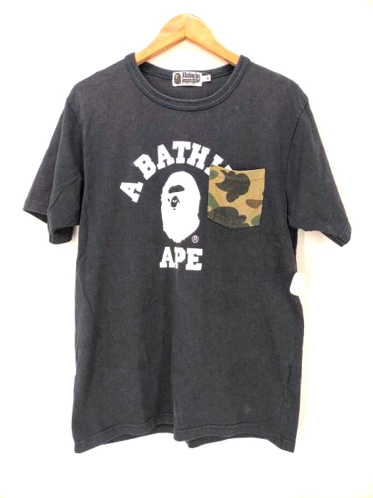 A BATHING APE(アベイシングエイプ) カレッジロゴ 迷彩柄ポケットTEE メンズ JPN：M