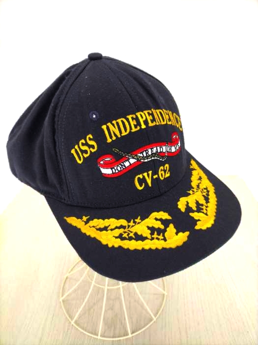 ユーズドフルギ USED古着 NAVY USS INDEPENDENCE USA製 メンズ 表記無