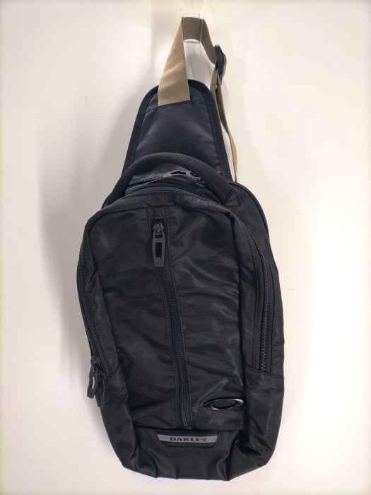 オークリー OAKLEY ESSENTIAL SLING 3.0 エッセンシャル スリング ワンショルダーバッグ カモ メンズ 表記無