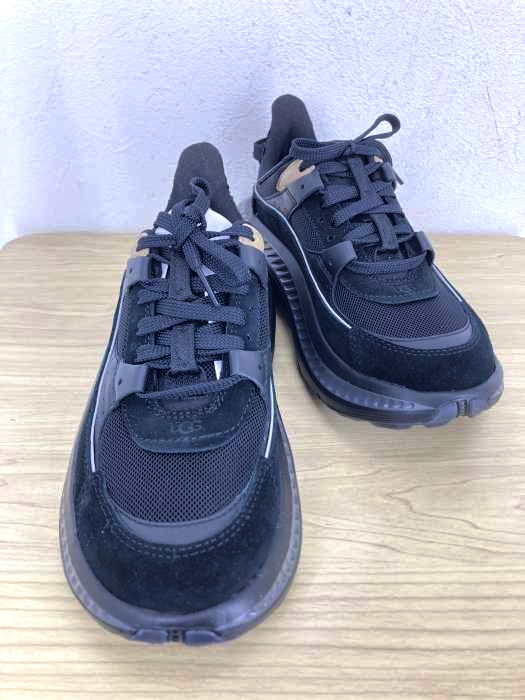 UGG(アグ) M CA805 V2 レディース JPN：24