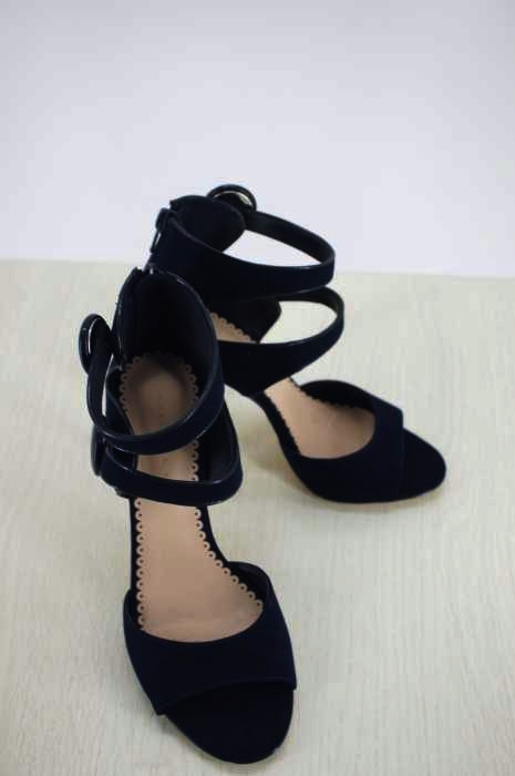 CHARLES & KEITH(チャールズキース) ダブルストラップサンダル レディース EUR:35 EUR:35