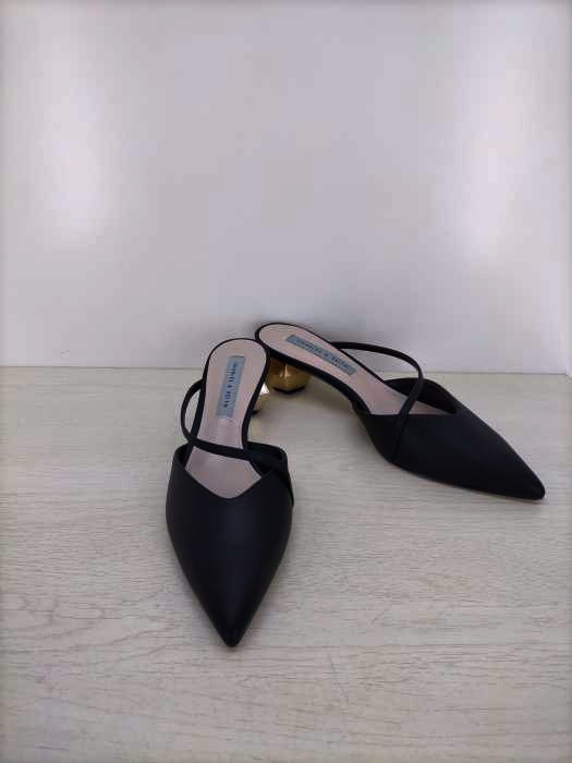 CHARLES & KEITH（チャールズキース） アシンメトリーストラップミュール レディース シューズ パンプス