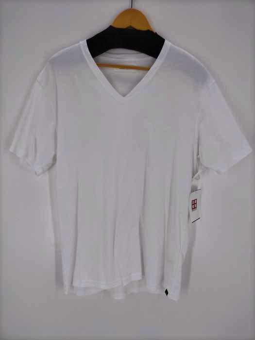 VANQUISH(ヴァンキッシュ) VネックTシャツ メンズ JPN：XL JPN：XL