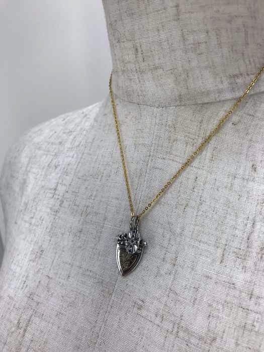 AGATE（アガット） 925 k10 盾モチーフネックレス レディース アクセサリー ネックレス・ペンダント