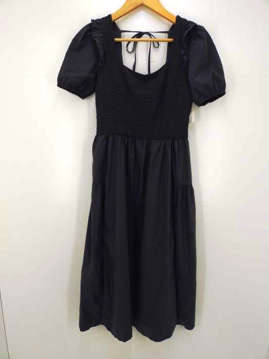 Fano Studios（ファノ ストゥディオズ） Square neck ruffled puff  