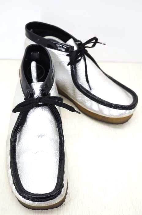Clarks（クラークス） ワラビーブーツ シルバー メンズ シューズ ブーツ