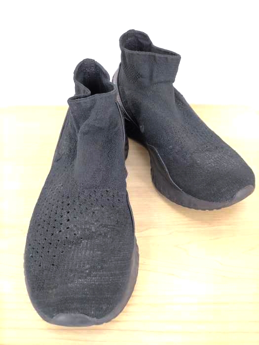 NIKE（ナイキ） ISE REACT FLYKNIT ライズ リアクト フライニット トリプルブラック メンズ シューズ スニーカー