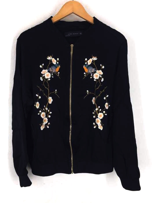 美品★ZARA アウター　ブラック　花柄　ブルゾン Ｓ 入手困難】ZARA ザラ 花柄 ブルゾン ボタニカル人気 川村壱馬