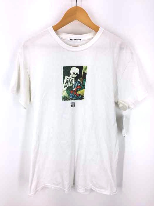 FLAGSTUFF（フラッグスタフ） DELI HELL プリントS/S TEE メンズ トップス Tシャツ・カットソー